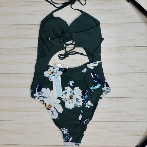 Cupshe One Piece Swimsuit - Picture 3 of 6